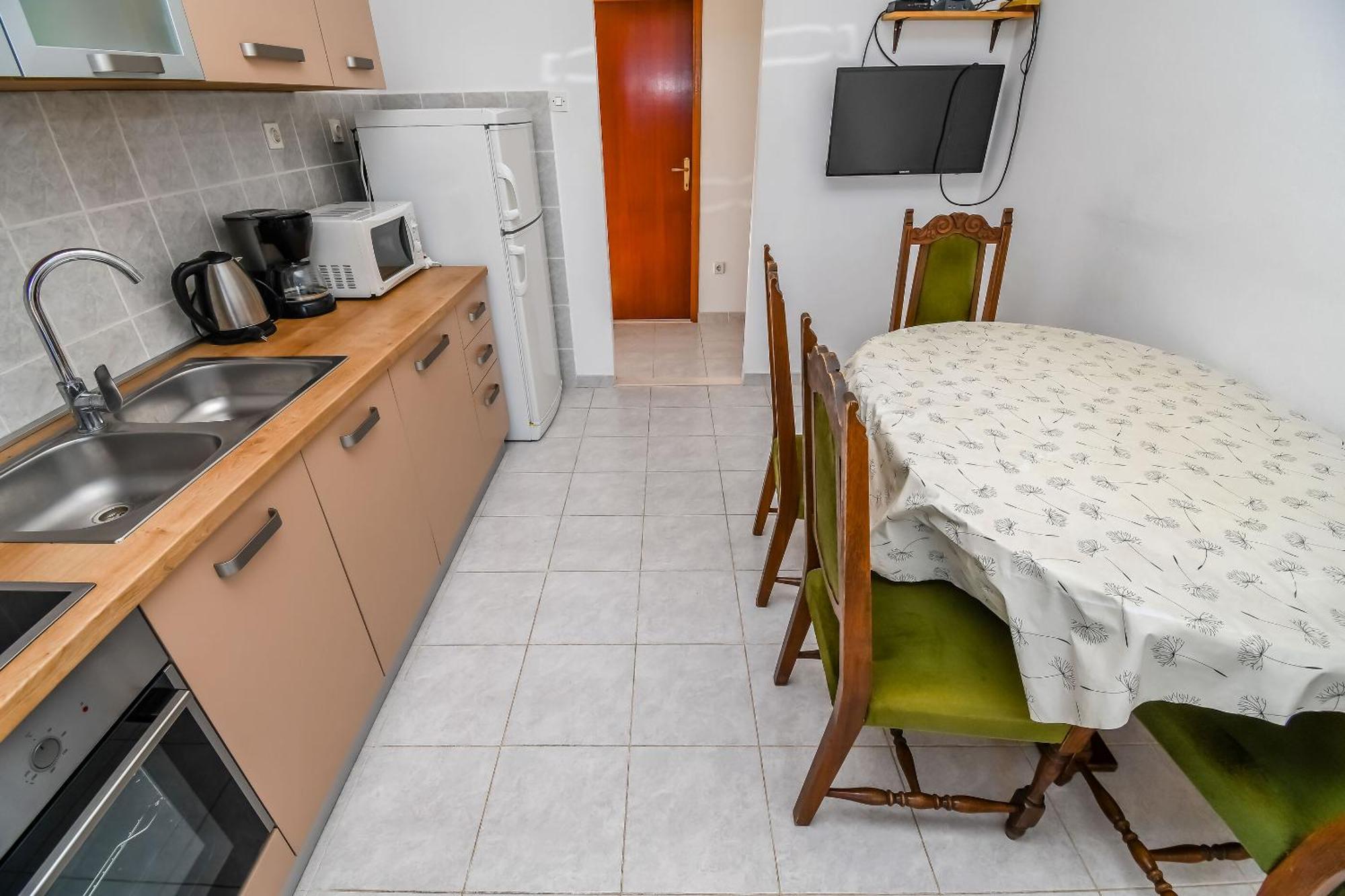 Apartments Vinka Trogir Exterior photo
